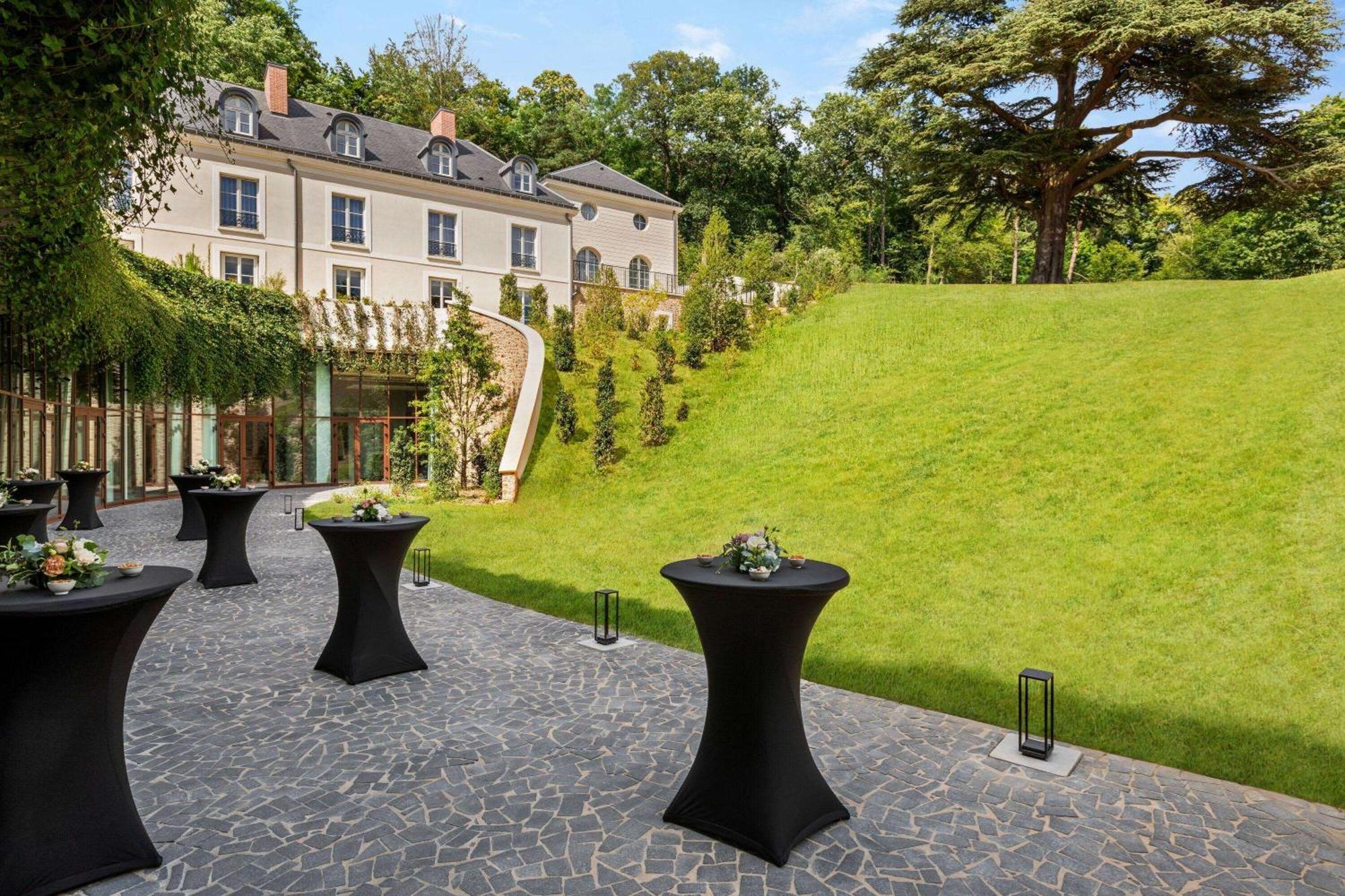 Dolce By Wyndham Versailles - Domaine Du Montcel Jouy-en-Josas Exterior photo